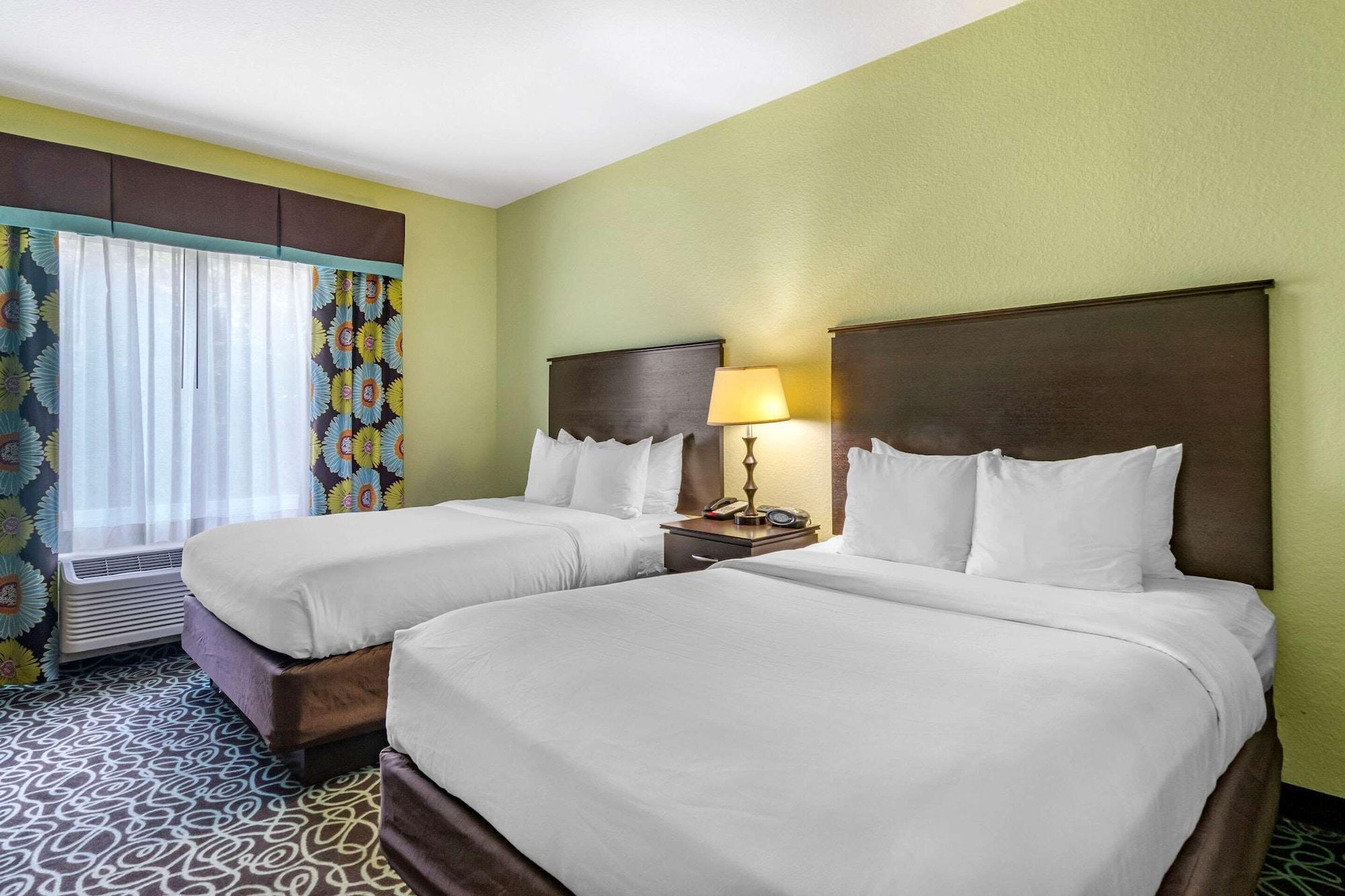 Hampton Inn By Hilton Tampa Fairgrounds Casino Mango Exterior foto