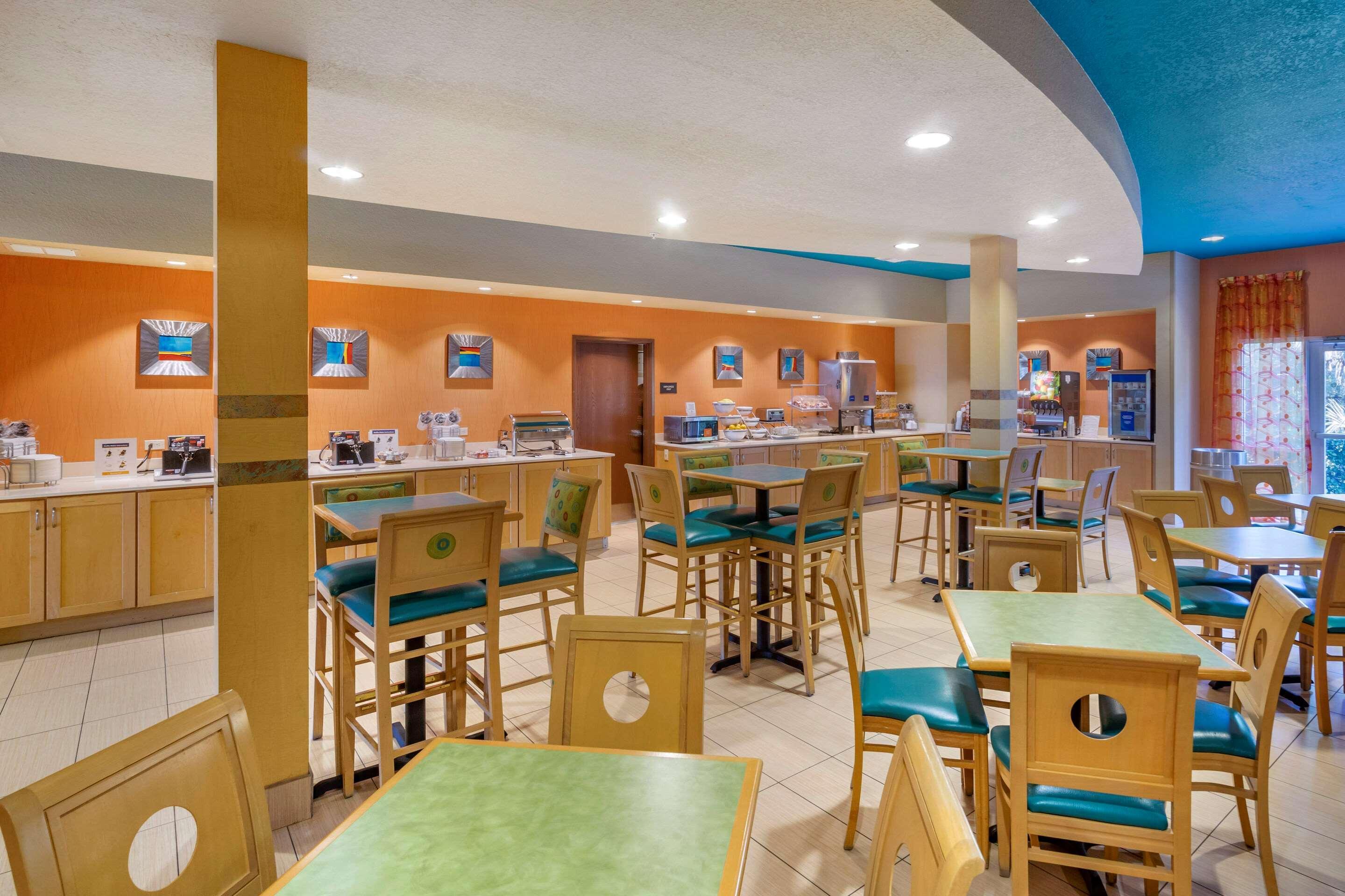 Hampton Inn By Hilton Tampa Fairgrounds Casino Mango Exterior foto